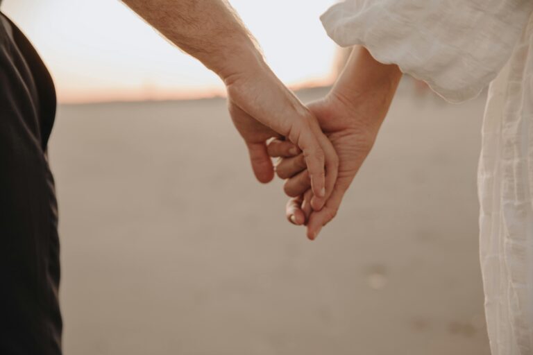 people pleasing in romantic relationships